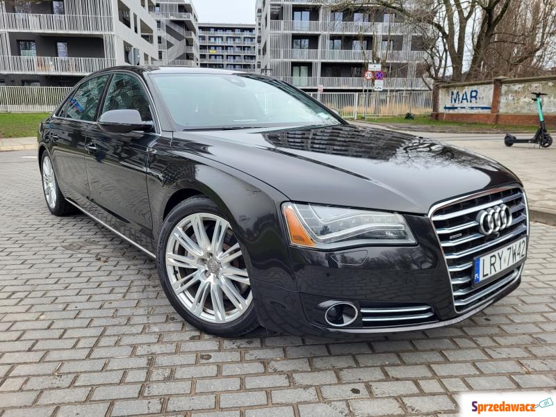 Audi A8  Sedan/Limuzyna 2014,  4.0 benzyna, automat - Na sprzedaż za 109 999 zł - Warszawa