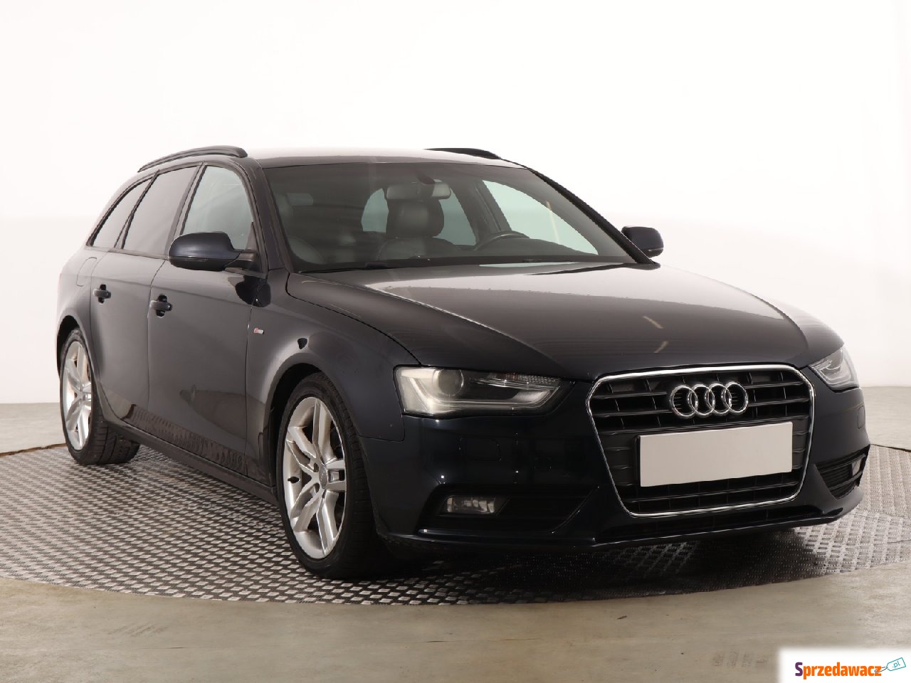 Audi A4 2014