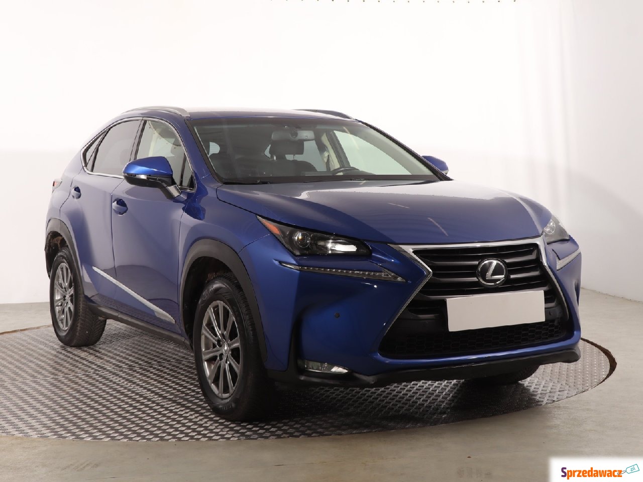 Lexus NX 2015