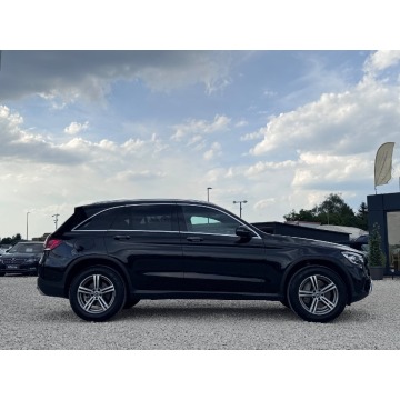 Mercedes - Benz   SUV 2021,  2.0 benzyna, automat - Na sprzedaż za 129 900 zł - Michałowice-Wieś - zdjęcie 3