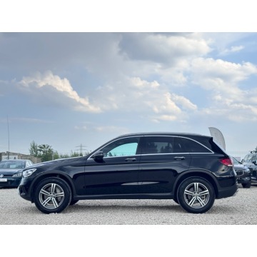 Mercedes - Benz   SUV 2021,  2.0 benzyna, automat - Na sprzedaż za 129 900 zł - Michałowice-Wieś - zdjęcie 7