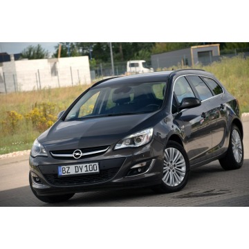 Opel Astra  Kombi 2013,  1.7 diesel - Na sprzedaż za 17 900 zł - Ostrów Mazowiecka - zdjęcie 4