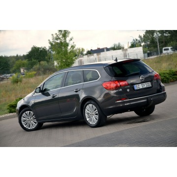 Opel Astra  Kombi 2013,  1.7 diesel - Na sprzedaż za 17 900 zł - Ostrów Mazowiecka - zdjęcie 6