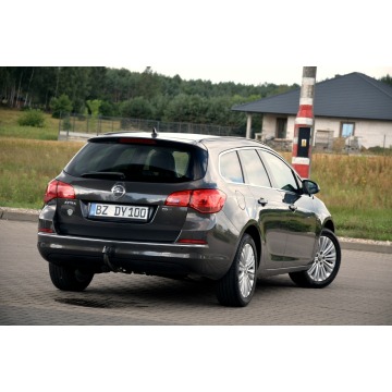 Opel Astra  Kombi 2013,  1.7 diesel - Na sprzedaż za 17 900 zł - Ostrów Mazowiecka - zdjęcie 8