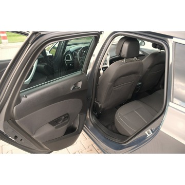 Opel Astra  Kombi 2013,  1.7 diesel - Na sprzedaż za 17 900 zł - Ostrów Mazowiecka - zdjęcie 11
