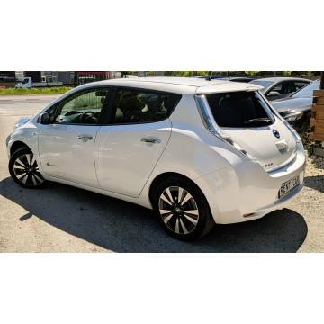 Nissan Leaf  Hatchback 2017 elektryczny, automat - Na sprzedaż za 30 900 zł - Częstochowa - zdjęcie 9