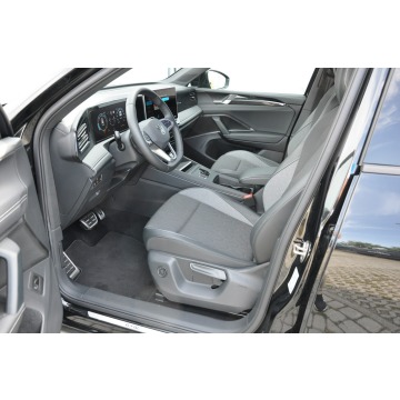 Volkswagen Tiguan  SUV 2025,  2.0 diesel, automat - Na sprzedaż za 147 900 zł - Stalowa Wola - zdjęcie 10