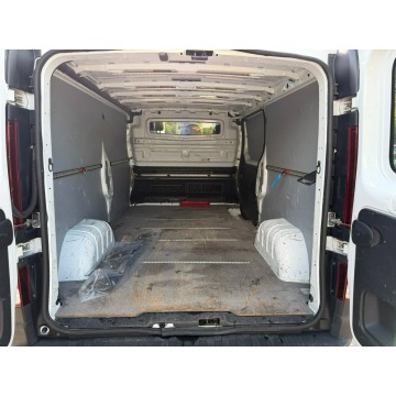 Opel Vivaro 2018,  1.6 diesel - Na sprzedaż za 49 199 zł - Pęcice - zdjęcie 8
