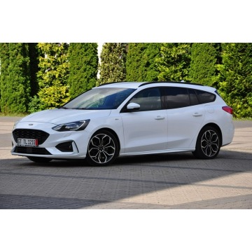 Ford Focus  Kombi 2019,  2.0 diesel - Na sprzedaż za 43 900 zł - Ostrów Mazowiecka - zdjęcie 4