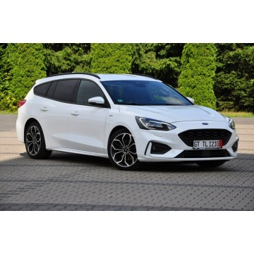 Ford Focus  Kombi 2019,  2.0 diesel - Na sprzedaż za 43 900 zł - Ostrów Mazowiecka - zdjęcie 9