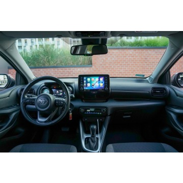 Toyota Yaris  Hatchback 2020,  1.5 hybryda, automat - Na sprzedaż za 72 700 zł - Kraków - zdjęcie 7