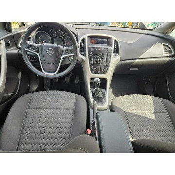Opel Astra  Hatchback 2013,  1.6 benzyna - Na sprzedaż za 22 900 zł - Ruda Śląska - zdjęcie 10