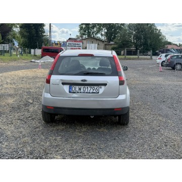 Ford Fiesta  Hatchback 2004,  1.4 benzyna - Na sprzedaż za 4 199,00 zł - Mirsk - zdjęcie 3