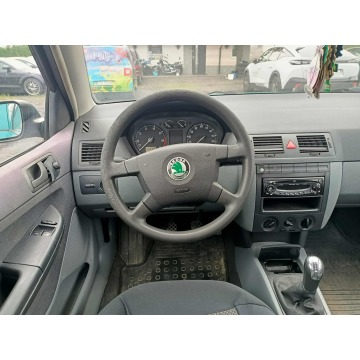 Skoda Fabia  Hatchback 2003,  1.4 benzyna+LPG - Na sprzedaż za 1 950,00 zł - Tarnów - zdjęcie 7