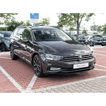 Volkswagen Passat  Kombi 2023,  1.5 benzyna, automat - Na sprzedaż za 79 840 zł - Gdynia - zdjęcie 3