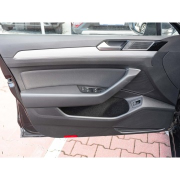 Volkswagen Passat  Kombi 2023,  1.5 benzyna, automat - Na sprzedaż za 79 840 zł - Gdynia - zdjęcie 9