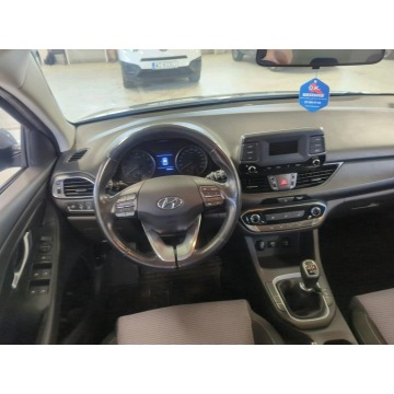 Hyundai i30  Kombi 2021,  1.5 benzyna - Na sprzedaż za 57 800 zł - Pęcice - zdjęcie 7