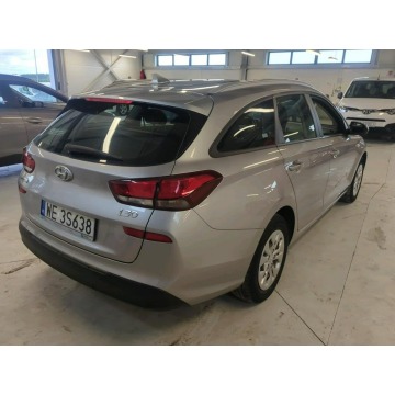 Hyundai i30  Kombi 2021,  1.5 benzyna - Na sprzedaż za 57 800 zł - Pęcice - zdjęcie 8