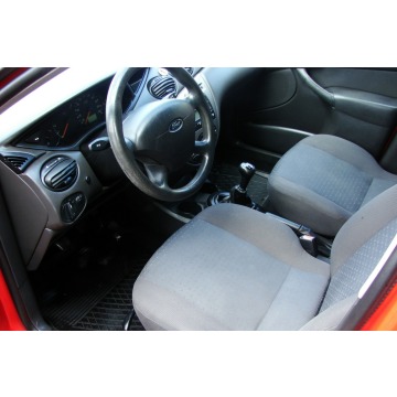 Ford Focus  Hatchback 2004,  1.6 benzyna - Na sprzedaż za 5 777,00 zł - Piła - zdjęcie 5