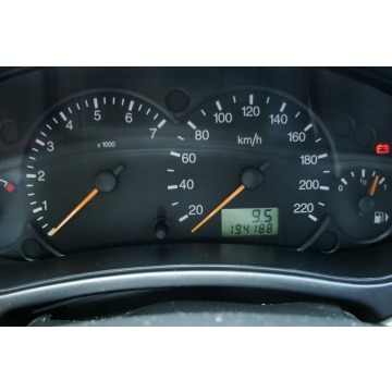 Ford Focus  Hatchback 2004,  1.6 benzyna - Na sprzedaż za 5 777,00 zł - Piła - zdjęcie 8