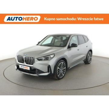 BMW iX1  SUV 2023 elektryczny, automat - Na sprzedaż za 139 800 zł - Warszawa - zdjęcie 1