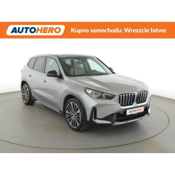 BMW iX1  SUV 2023 elektryczny, automat - Na sprzedaż za 139 800 zł - Warszawa - zdjęcie 11