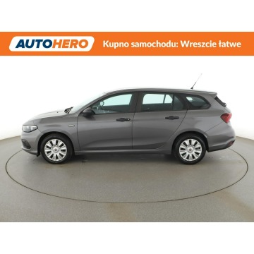 Fiat Tipo  Kombi 2019,  1.4 benzyna - Na sprzedaż za 40 900 zł - Warszawa - zdjęcie 2