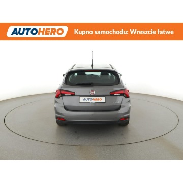 Fiat Tipo  Kombi 2019,  1.4 benzyna - Na sprzedaż za 40 900 zł - Warszawa - zdjęcie 6