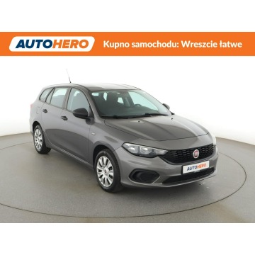 Fiat Tipo  Kombi 2019,  1.4 benzyna - Na sprzedaż za 40 900 zł - Warszawa - zdjęcie 10