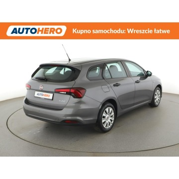 Fiat Tipo  Kombi 2019,  1.4 benzyna - Na sprzedaż za 40 900 zł - Warszawa - zdjęcie 7