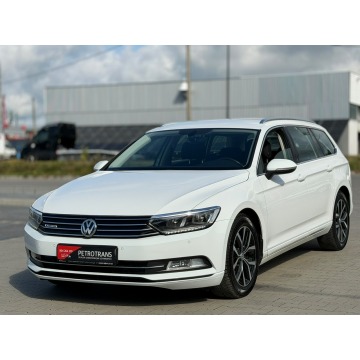 Volkswagen Passat  Kombi 2017,  1.6 diesel, automat - Na sprzedaż za 39 900 zł - Mrągowo - zdjęcie 5