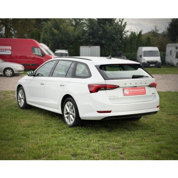 Skoda Octavia  Kombi 2023,  1.5 benzyna, automat - Na sprzedaż za 64 900 zł - Łódź - zdjęcie 5