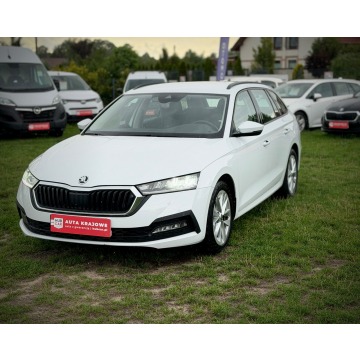 Skoda Octavia  Kombi 2023,  1.5 benzyna, automat - Na sprzedaż za 64 900 zł - Łódź - zdjęcie 9
