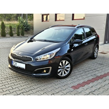 Kia Ceed  Kombi 2018,  1.6 benzyna - Na sprzedaż za 40 990 zł - Zagórze - zdjęcie 3