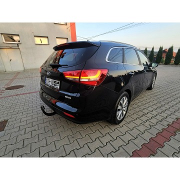 Kia Ceed  Kombi 2018,  1.6 benzyna - Na sprzedaż za 40 990 zł - Zagórze - zdjęcie 7