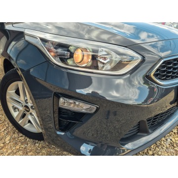 Kia Ceed  Kombi 2019,  1.4 benzyna - Na sprzedaż za 55 000 zł - Tychy - zdjęcie 4
