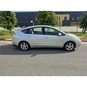 Toyota Prius  Liftback 2004,  1.5 hybryda, automat - Na sprzedaż za 12 990 zł - Pabianice - zdjęcie 4