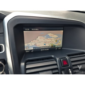 Volvo   SUV 2012,  2.0 diesel - Na sprzedaż za 31 000 zł - Tychy - zdjęcie 11