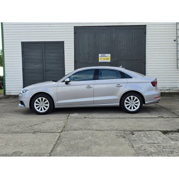 Audi A3  Sedan/Limuzyna 2015,  2.0 diesel, automat - Na sprzedaż za 49 999 zł - Białogard - zdjęcie 4
