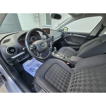 Audi A3  Sedan/Limuzyna 2015,  2.0 diesel, automat - Na sprzedaż za 49 999 zł - Białogard - zdjęcie 6