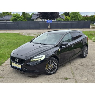 Volvo V40  Hatchback 2016,  2.0 diesel, automat - Na sprzedaż za 48 000 zł - Białogard - zdjęcie 2