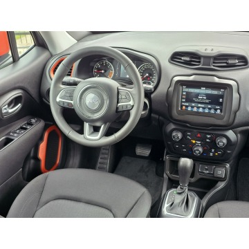 Jeep Renegade  SUV 2020,  1.6 diesel, automat - Na sprzedaż za 68 000 zł - Białogard - zdjęcie 5
