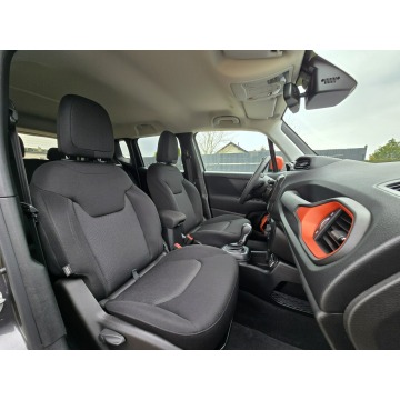 Jeep Renegade  SUV 2020,  1.6 diesel, automat - Na sprzedaż za 68 000 zł - Białogard - zdjęcie 8