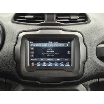 Jeep Renegade  SUV 2020,  1.6 diesel, automat - Na sprzedaż za 68 000 zł - Białogard - zdjęcie 12