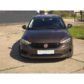 Fiat Tipo  Kombi 2018,  1.4 benzyna - Na sprzedaż za 34 000 zł - Białogard - zdjęcie 11