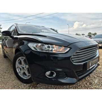 Ford Mondeo  Kombi 2015,  2.0 diesel, automat - Na sprzedaż za 33 899 zł - Tychy - zdjęcie 2
