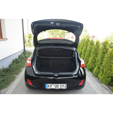 Hyundai i30  Hatchback 2012,  1.4 benzyna - Na sprzedaż za 25 900 zł - Majdan Sieniawski - zdjęcie 12