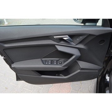 Audi A3  Sedan/Limuzyna 2022,  2.0 diesel, automat - Na sprzedaż za 140 000 zł - Warszawa - zdjęcie 8
