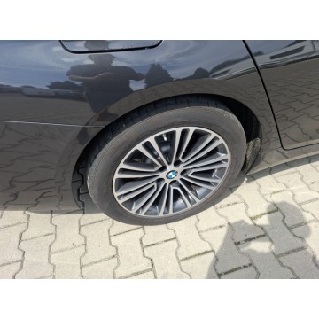 BMW   Kombi 2019,  2.0, automat - Na sprzedaż za 96 500 zł - Malutkie - zdjęcie 8