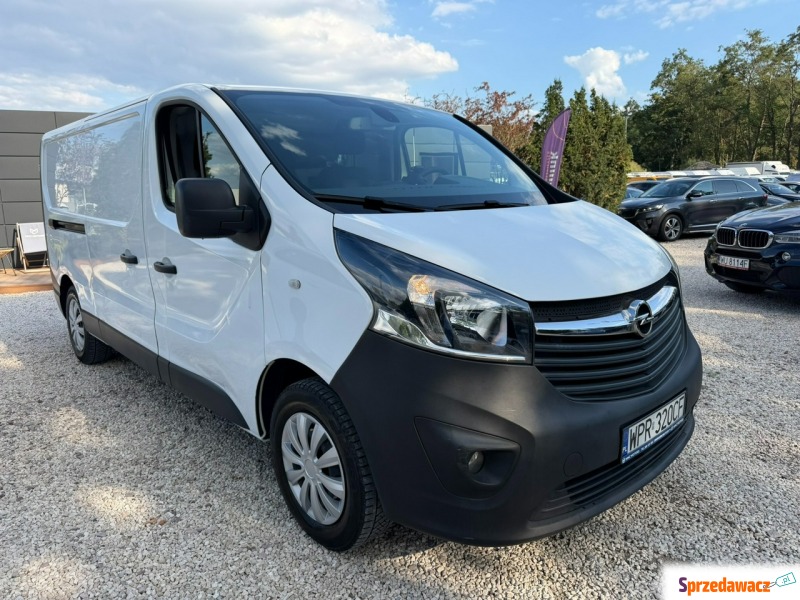 Opel Vivaro 2018,  1.6 diesel - Na sprzedaż za 49 199 zł - Pęcice